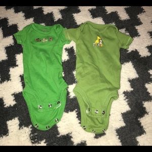 Never worn!!! Short sleeve onesie